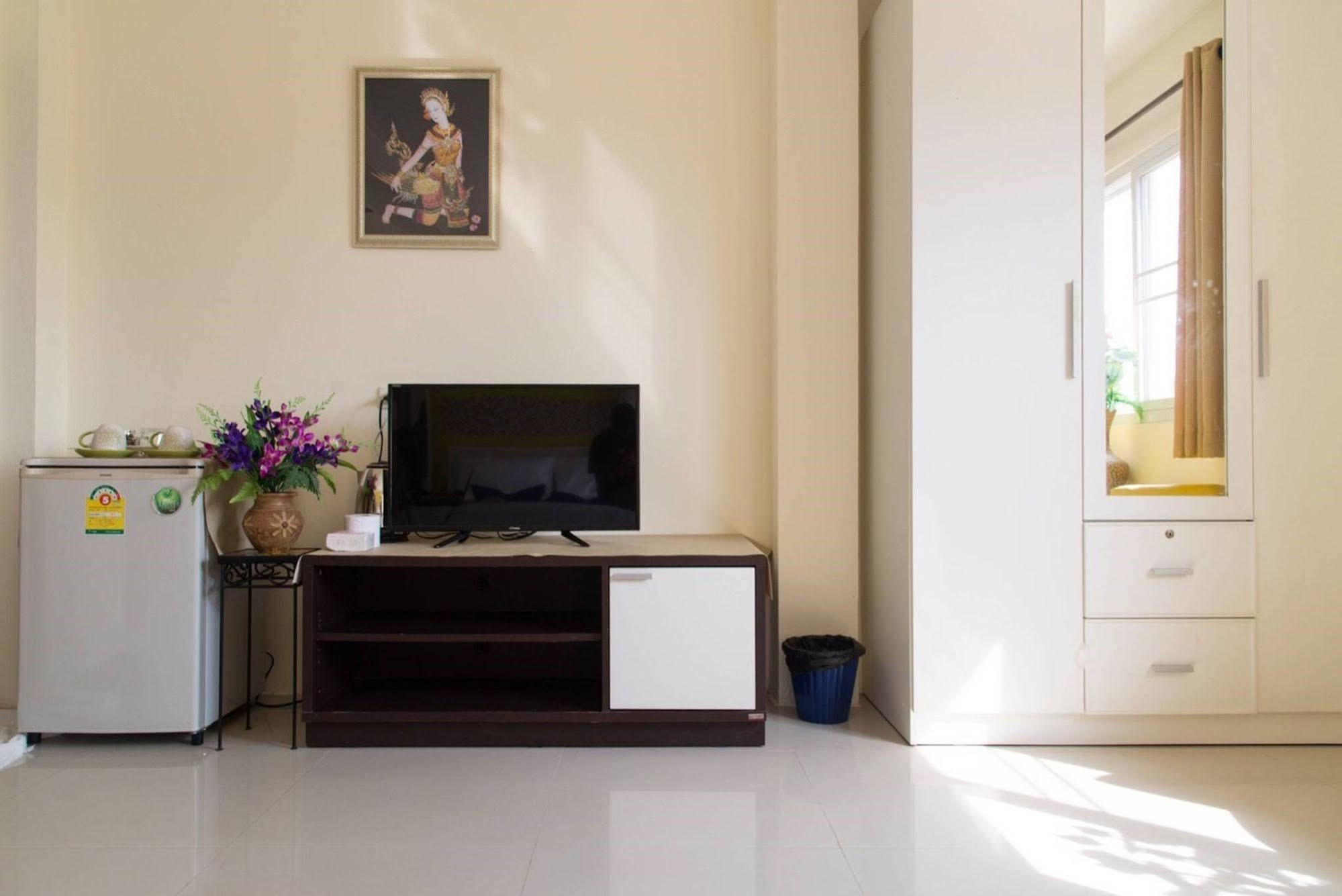 Lotus Suite Χουά Χιν Εξωτερικό φωτογραφία